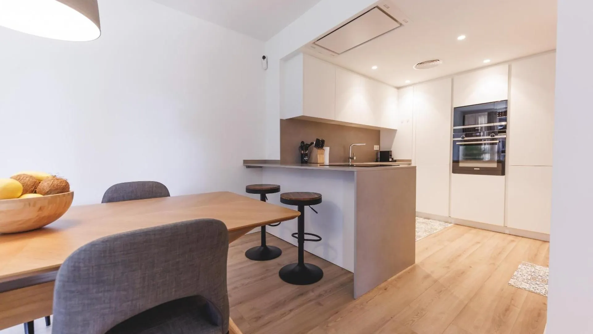 Bravissimo Jaume 31, Monthly Apartment Girona 0*,